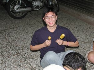 29中秋烤肉2004-09-27 20-40-46.JPG